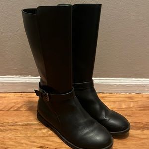 Children Place black boots